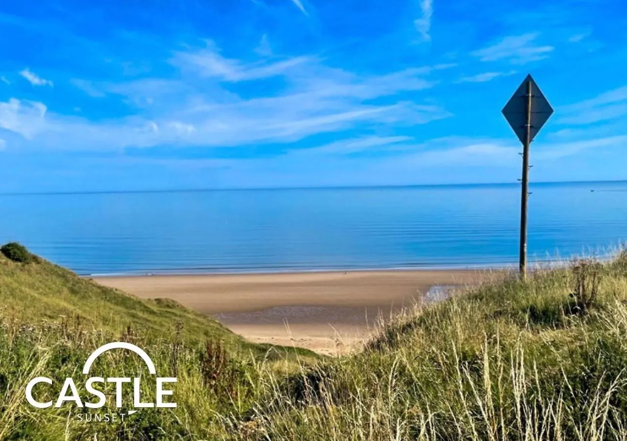 The Beach House - Over Looking Cayton Bay Scarborough Villa United Kingdom